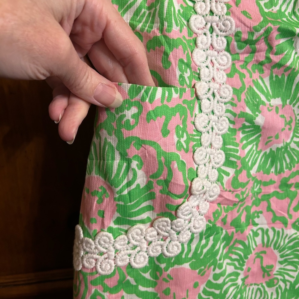Lilly Pulitzer Sunny Side Lion Liz Shift Dress Size 00 - Picture 9 of 9